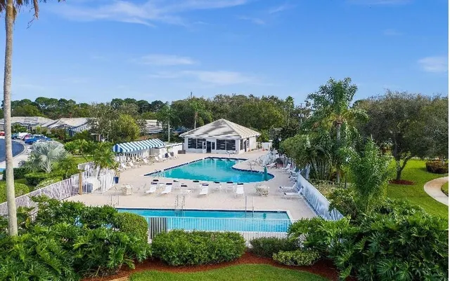 $229,500 | 1246 Northwest Sun Terrace Circle, Unit 14D, Port St. Lucie, FL 34986