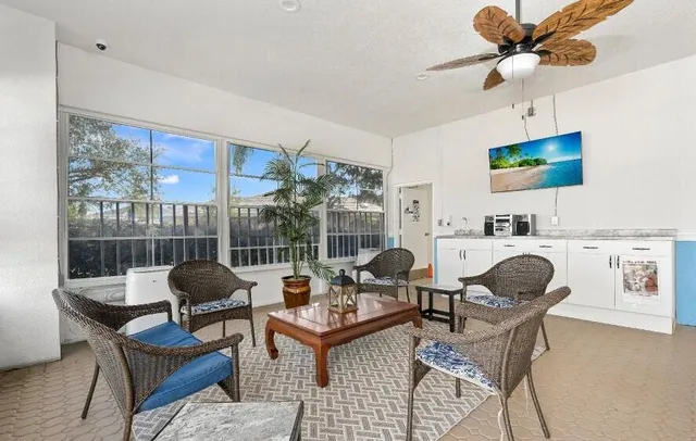 $229,500 | 1246 Northwest Sun Terrace Circle, Unit 14D, Port St. Lucie, FL 34986