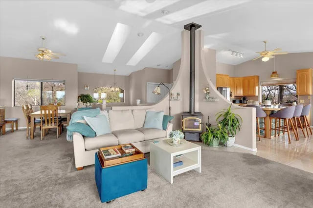 $799,950 | 22560 Adobe Road, Red Bluff, CA 96080