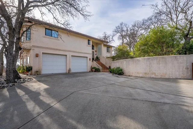 $799,950 | 22560 Adobe Road, Red Bluff, CA 96080