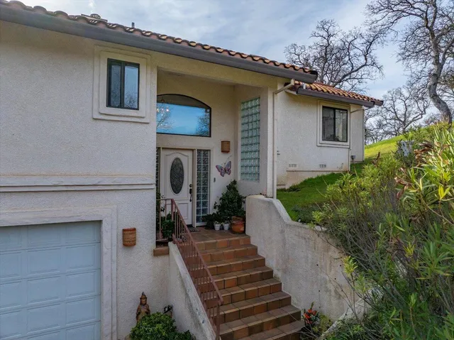 $799,950 | 22560 Adobe Road, Red Bluff, CA 96080