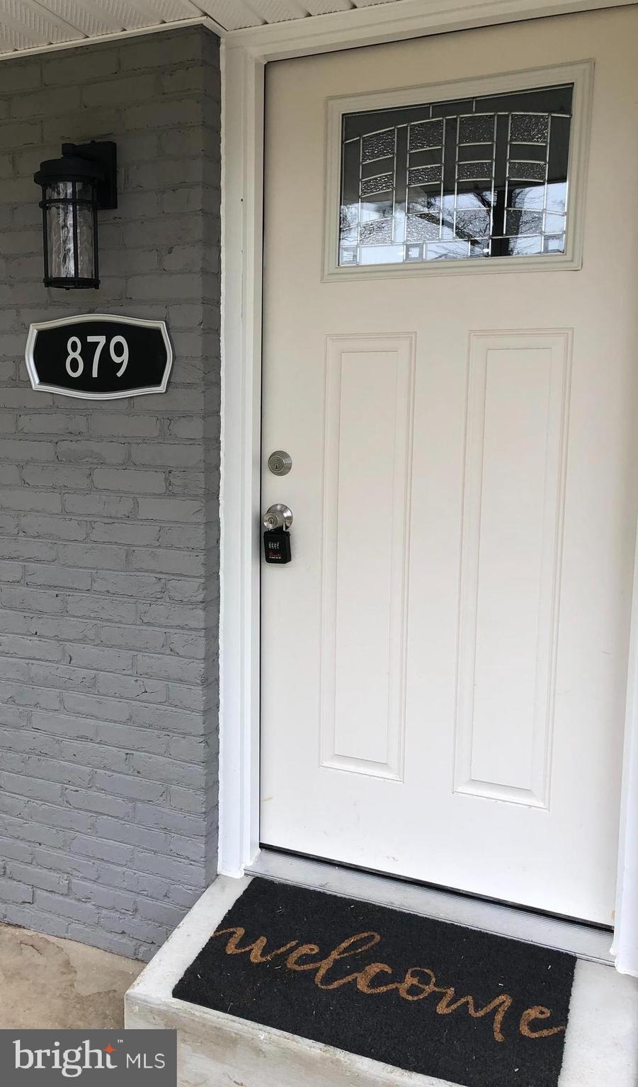 879 Chesterfield Road Annapolis, MD 21401 - Photo 2 of 28 Gallery Image 2