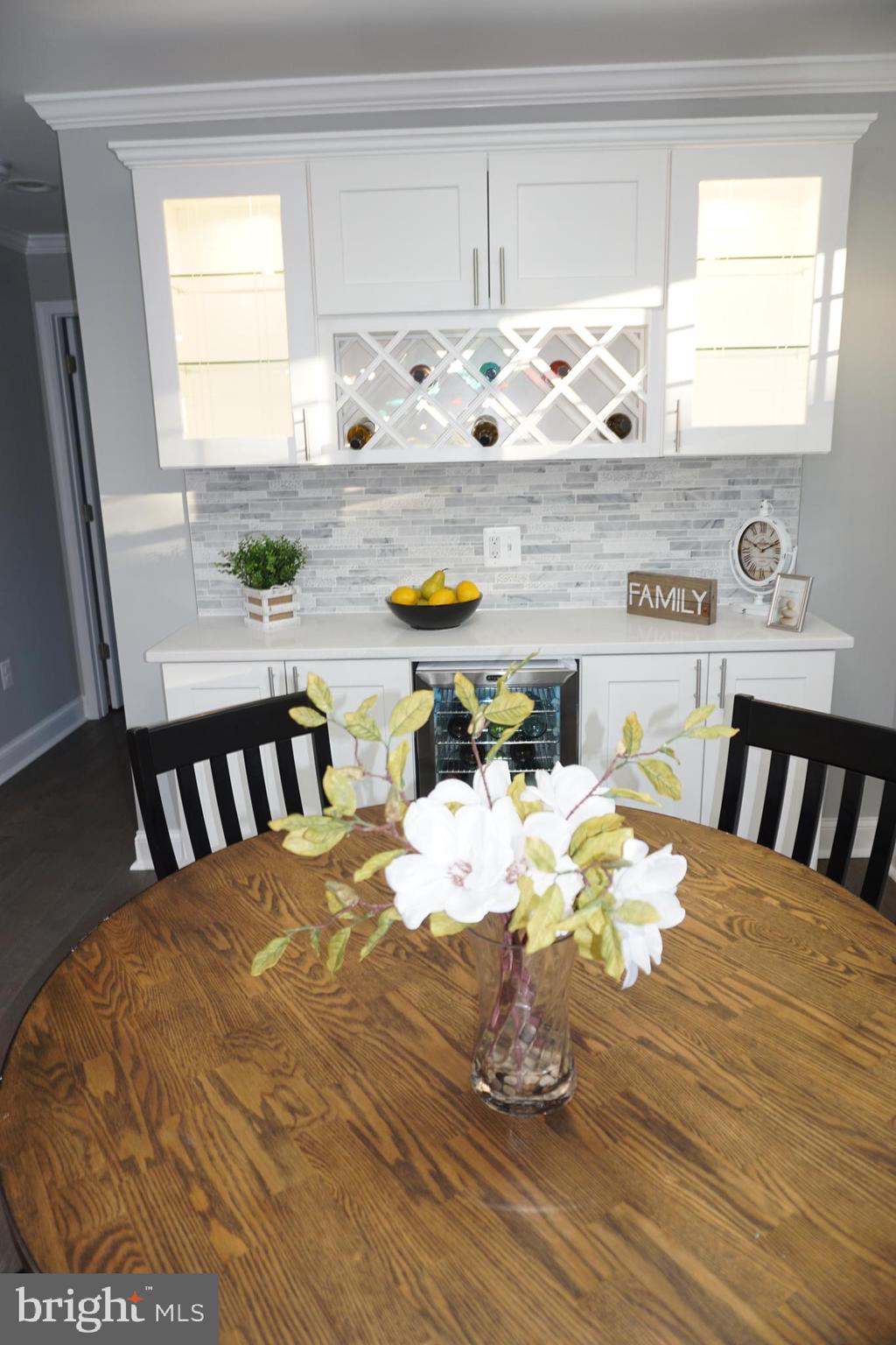 879 Chesterfield Road Annapolis, MD 21401 - Photo 12 of 28 Gallery Image 12
