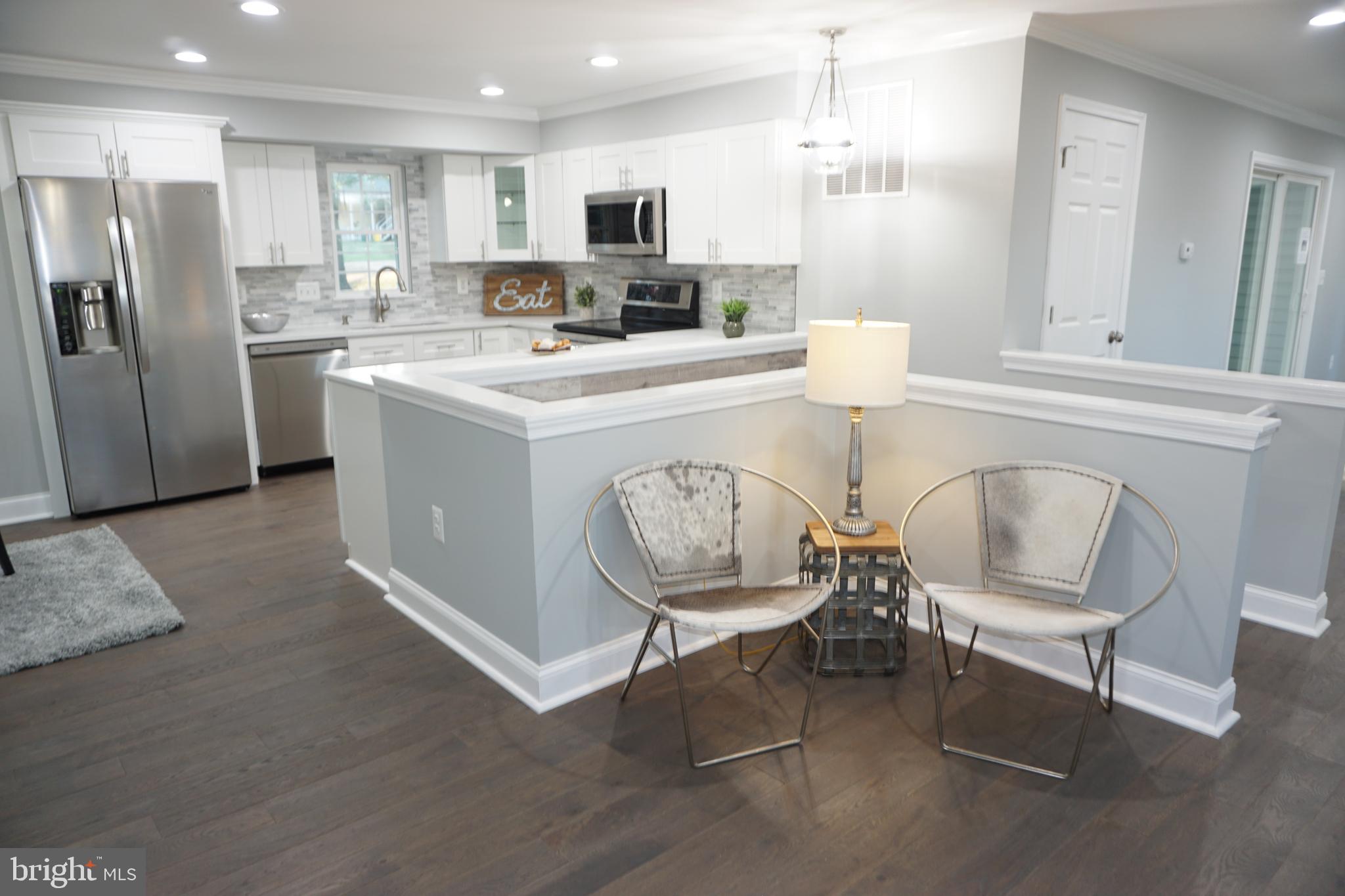879 Chesterfield Road Annapolis, MD 21401 - Photo 6 of 28 Gallery Image 6