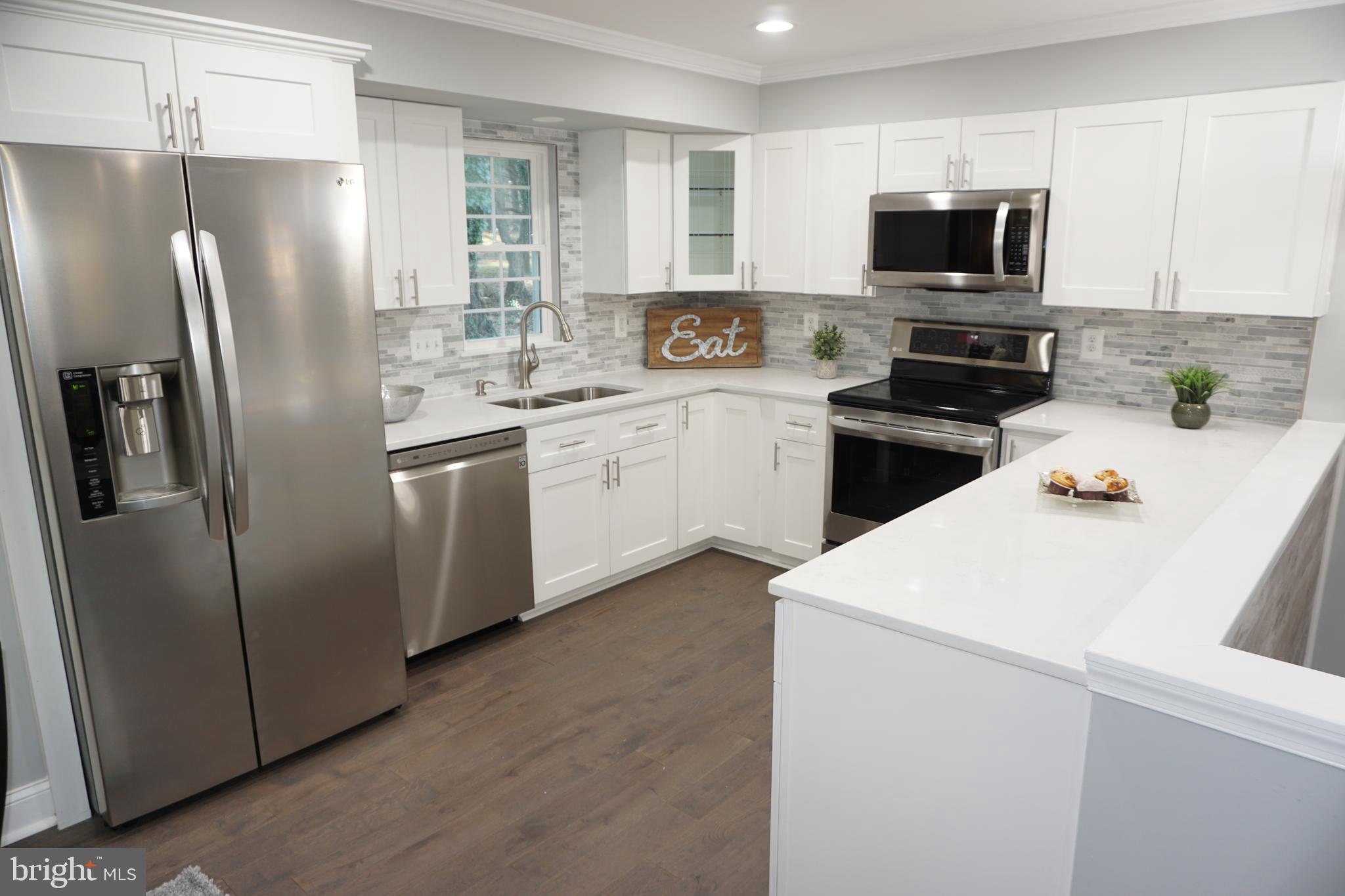 879 Chesterfield Road Annapolis, MD 21401 - Photo 8 of 28 Gallery Image 8