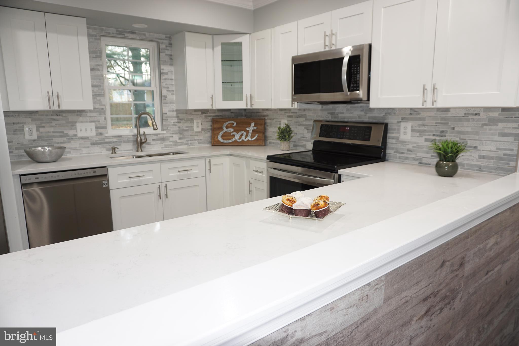 879 Chesterfield Road Annapolis, MD 21401 - Photo 9 of 28 Gallery Image 9