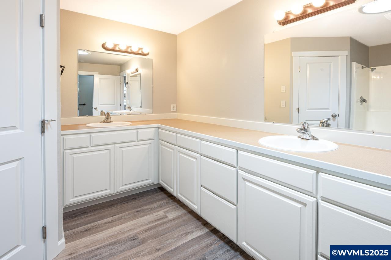 2029 Chase Loop Southwest Albany, OR 97321 - Photo 27 of 42 Gallery Image 27