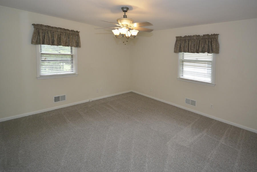 206 West Ridge Circle Kalamazoo, MI 49009 - Photo 15 of 36 206wRidge_12