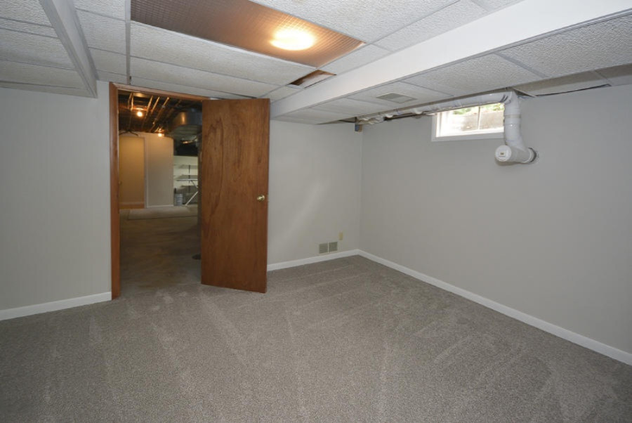 206 West Ridge Circle Kalamazoo, MI 49009 - Photo 26 of 36 206wRidge_26