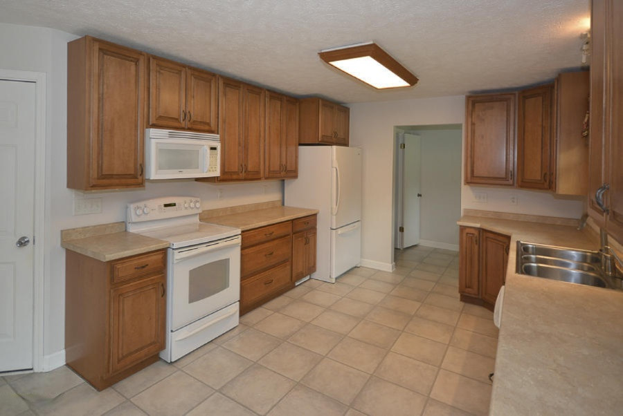 206 West Ridge Circle Kalamazoo, MI 49009 - Photo 4 of 36 206wRidge_10