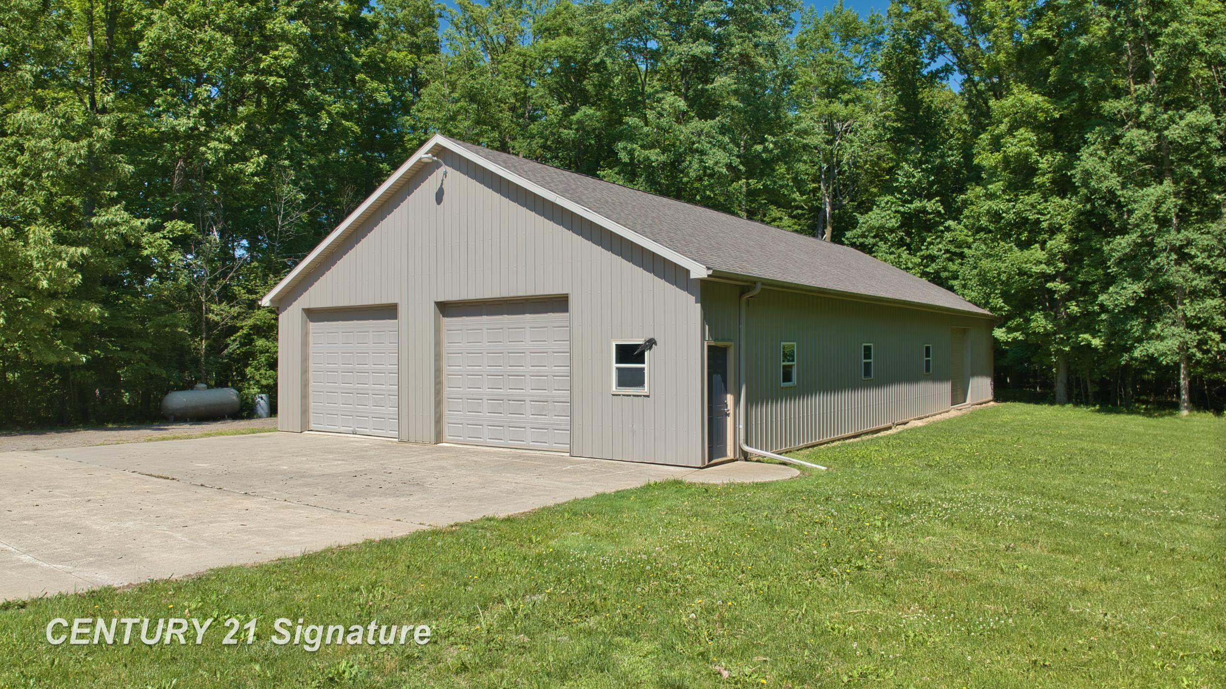 7147 Gary Road Chesaning, MI 48616 - Photo 37 of 42