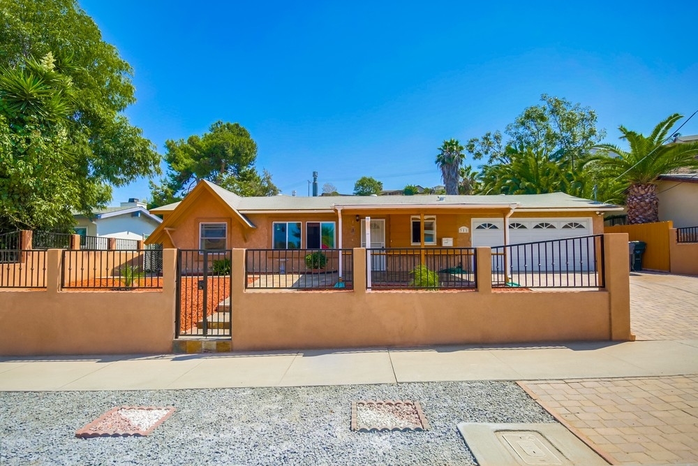 311 Parkbrook Street Spring Valley, CA 91977 - Photo 2 of 25 Gallery Image 2