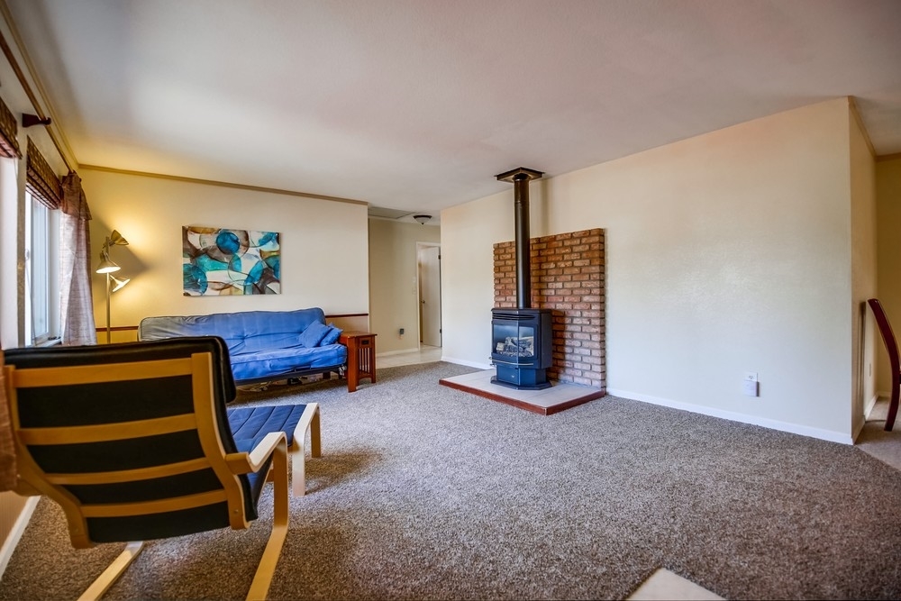 311 Parkbrook Street Spring Valley, CA 91977 - Photo 4 of 25 Gallery Image 4