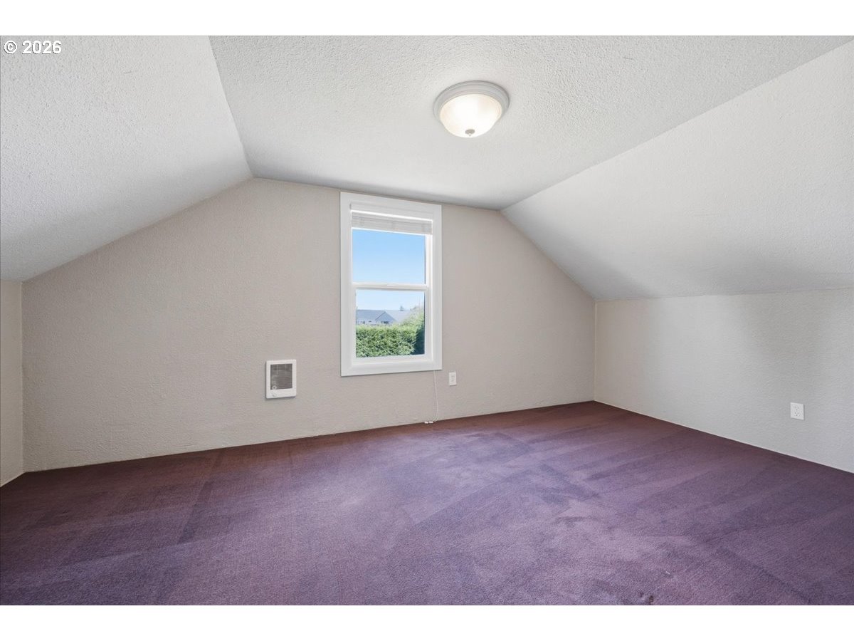 22800 Northwest 31st Avenue Ridgefield, WA 98642 - Photo 17 of 48 Bedroom