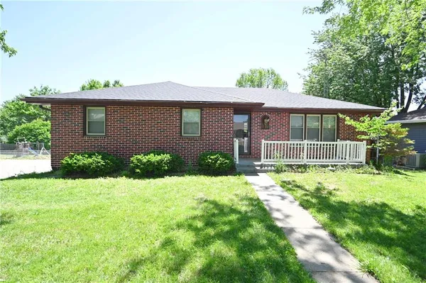 $297,000 | 3110 Bristol Street, St. Joseph, MO 64506