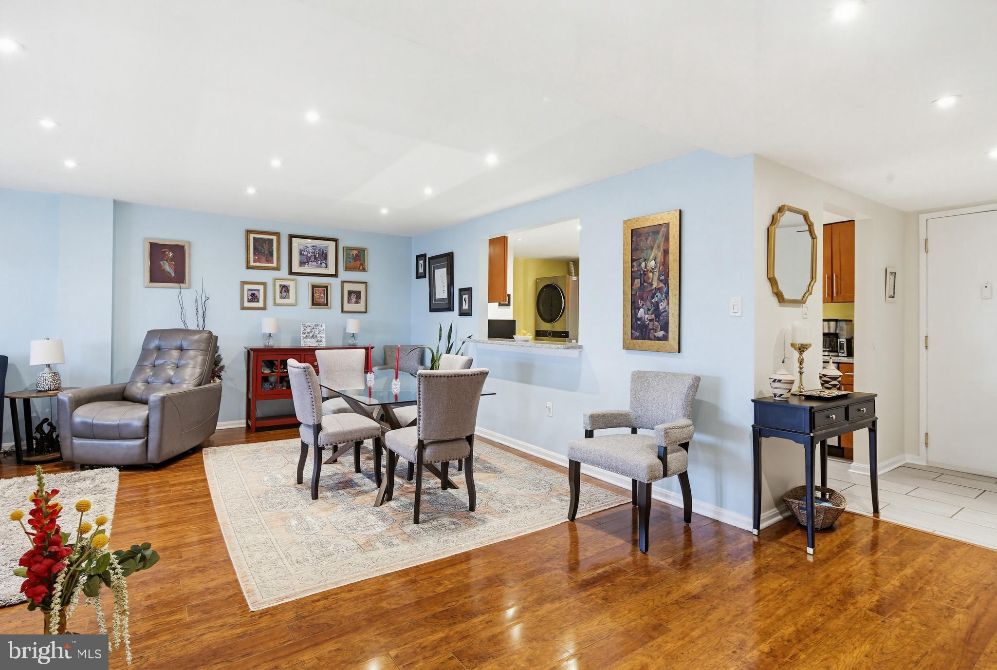 1040 Deer Ridge Drive, Unit 208 Baltimore, MD 21210 - Photo 13 of 30 Dining room view