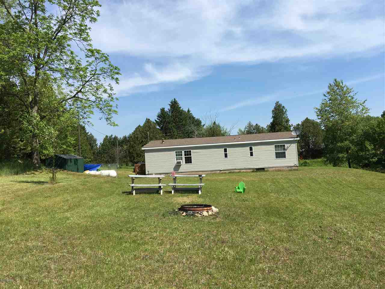 6643 East Filmore Road Walkerville, MI 49459 - Photo 23 of 44