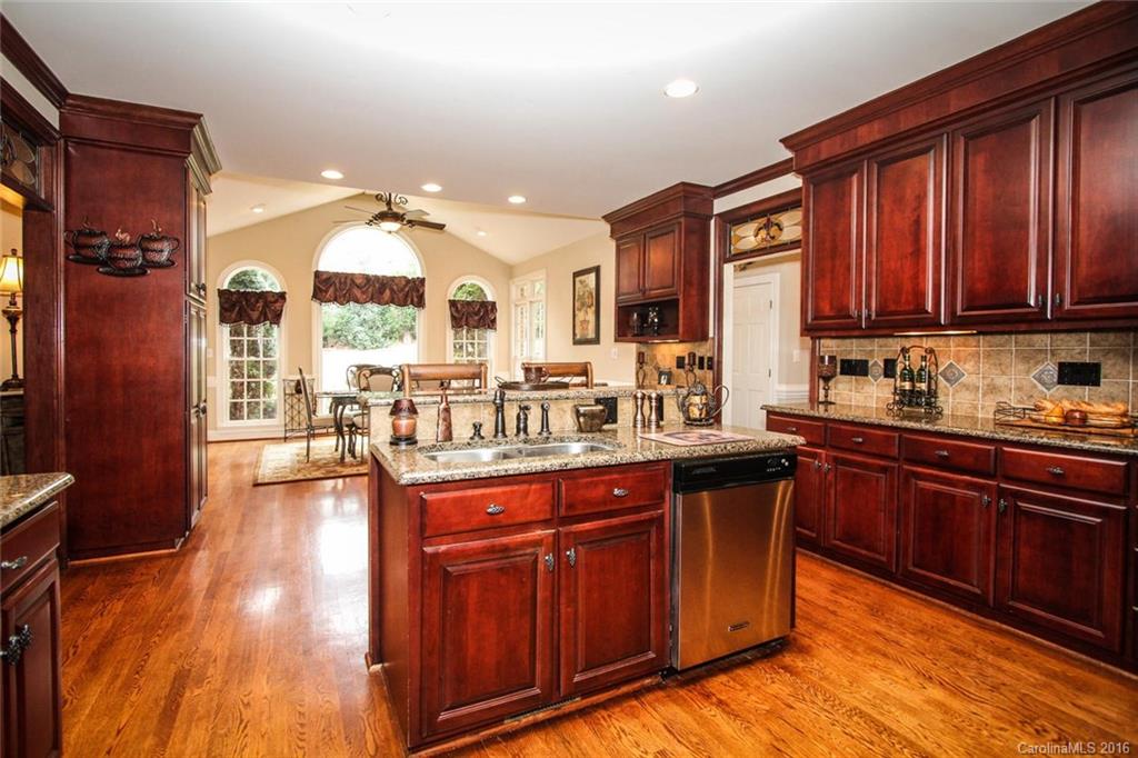 1612 Windy Ridge Road Charlotte, NC 28270 - Photo 8 of 24