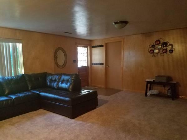 3979 Patterson Road Aliquippa, PA 15001 - Photo 2 of 24 Gallery Image 2
