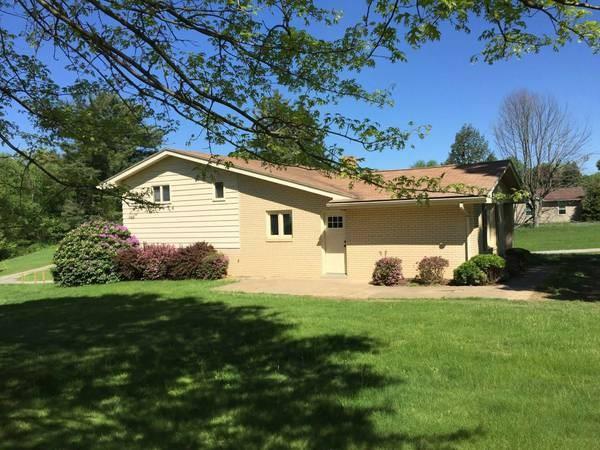 3979 Patterson Road Aliquippa, PA 15001 - Photo 23 of 24 Gallery Image 23