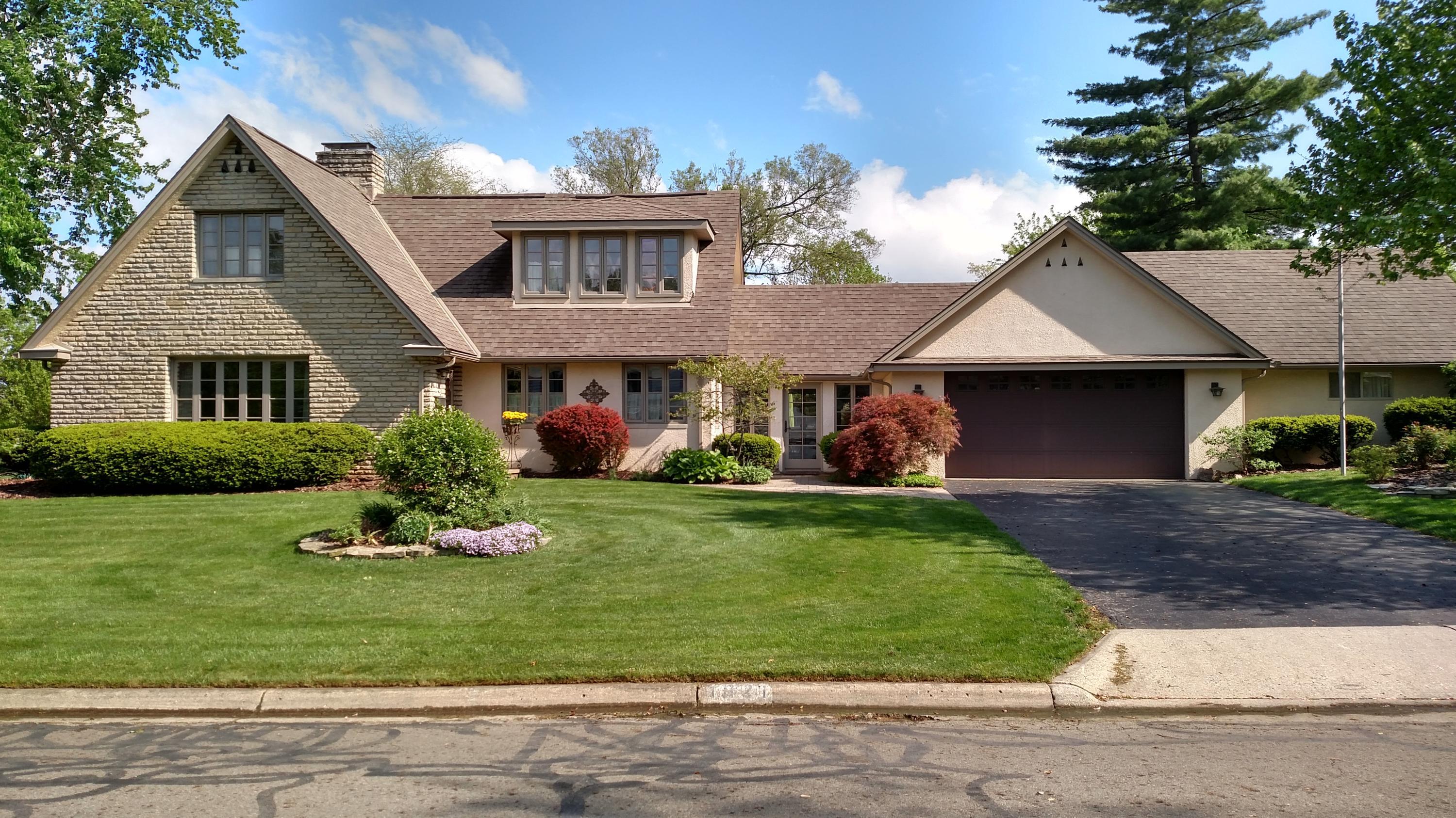 1821 Suffolk Road Columbus, OH 43221 - Photo 2 of 37 Gallery Image 2