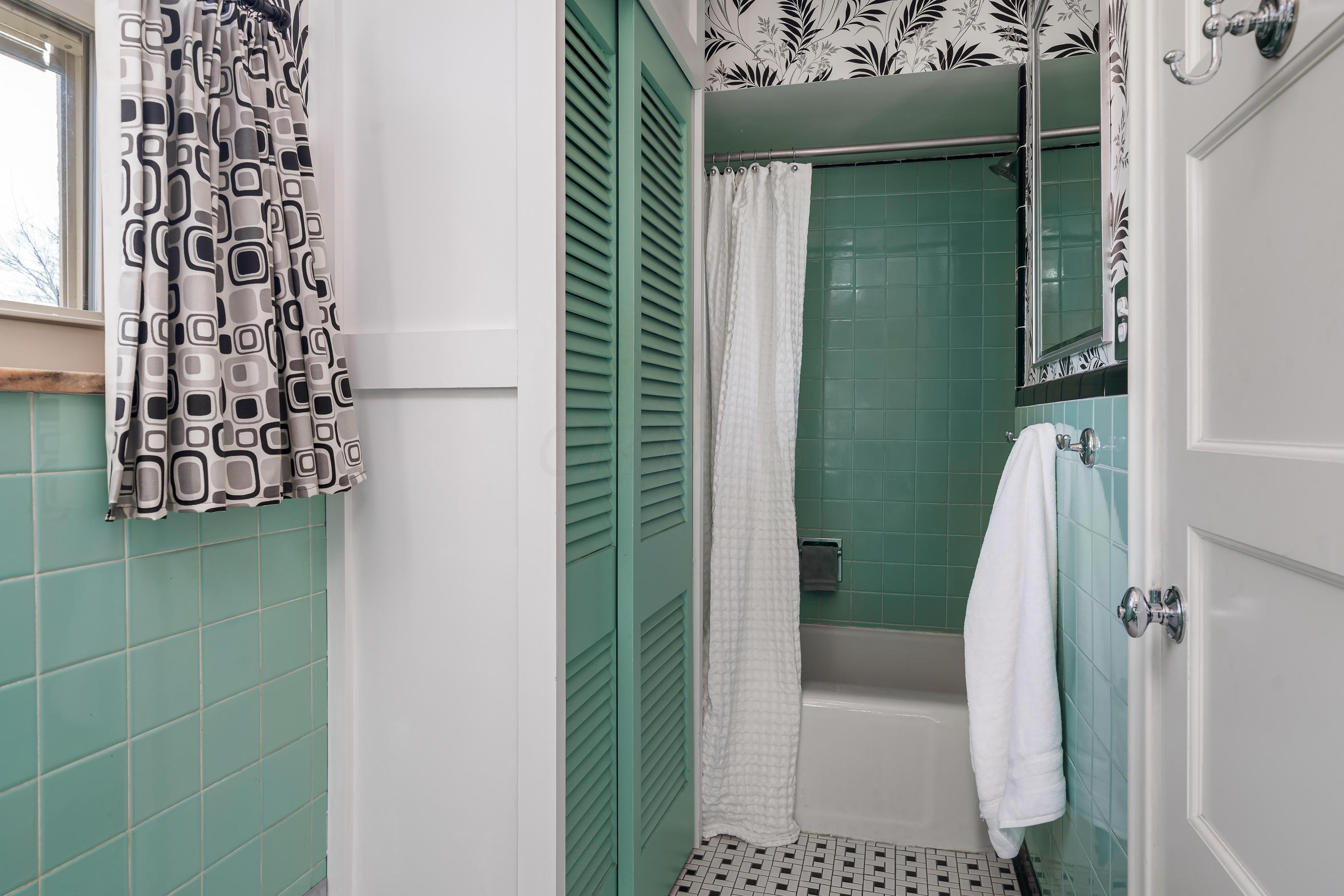 1821 Suffolk Road Columbus, OH 43221 - Photo 27 of 37 Gallery Image 27