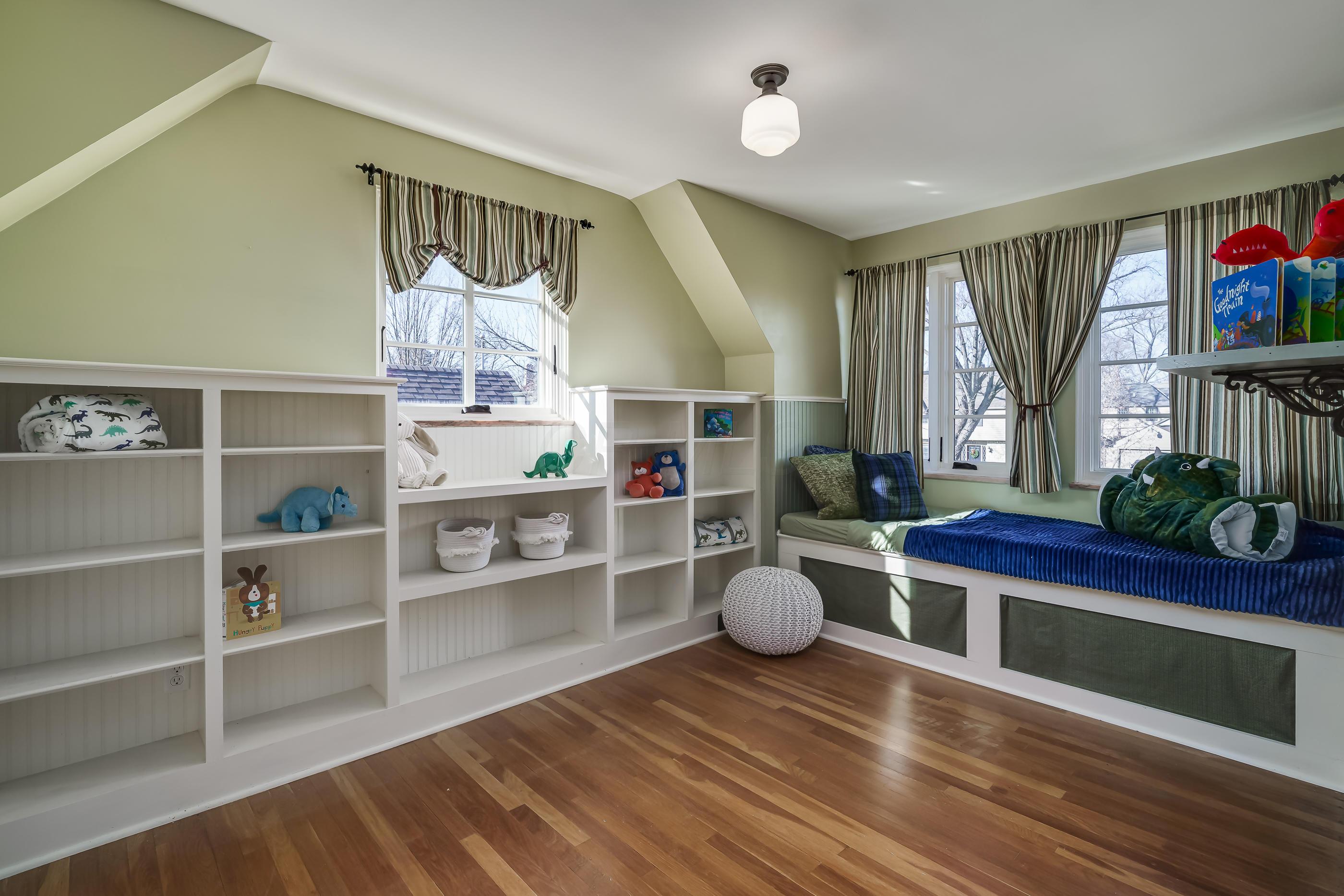 1821 Suffolk Road Columbus, OH 43221 - Photo 28 of 37 Gallery Image 28