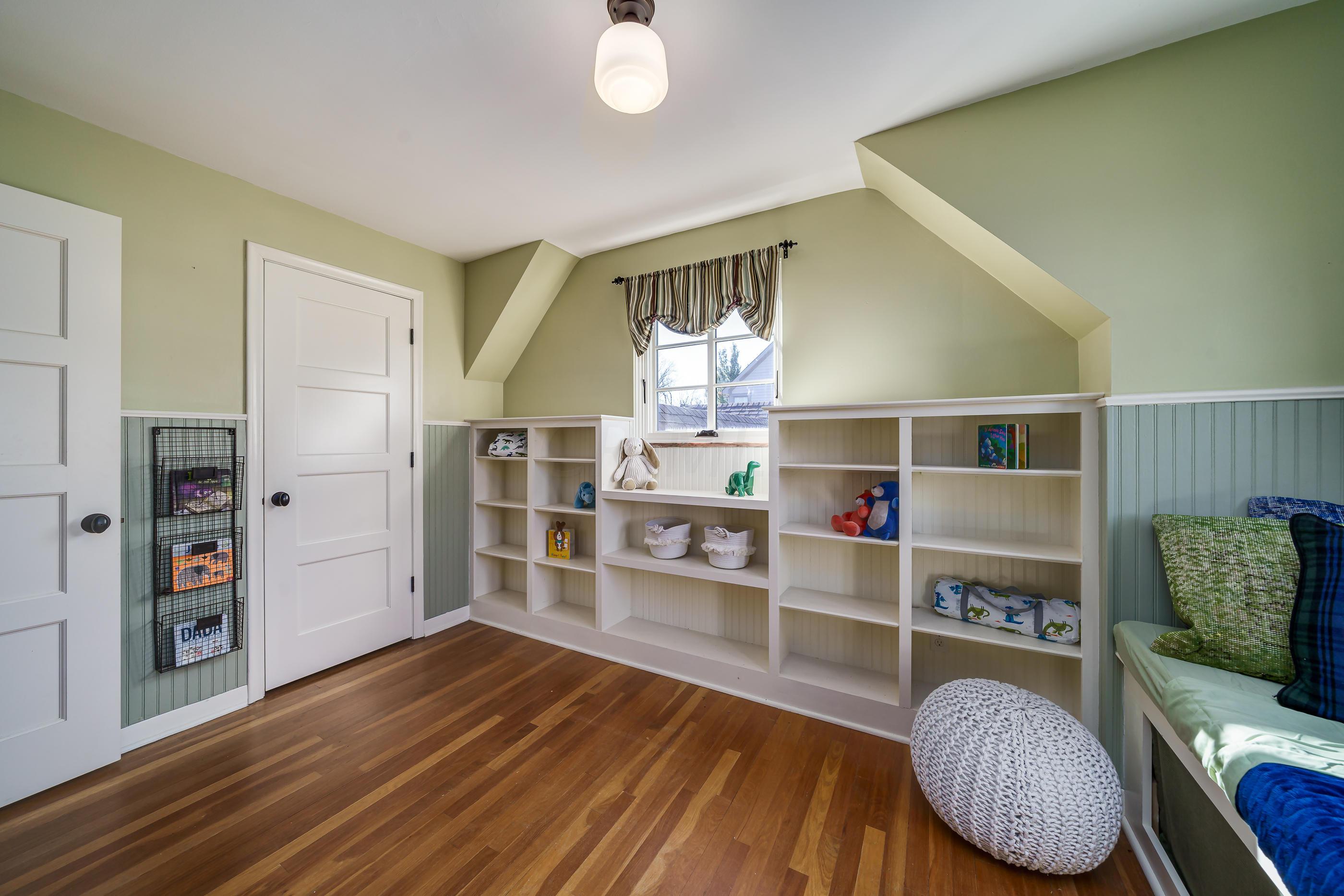 1821 Suffolk Road Columbus, OH 43221 - Photo 29 of 37 Gallery Image 29