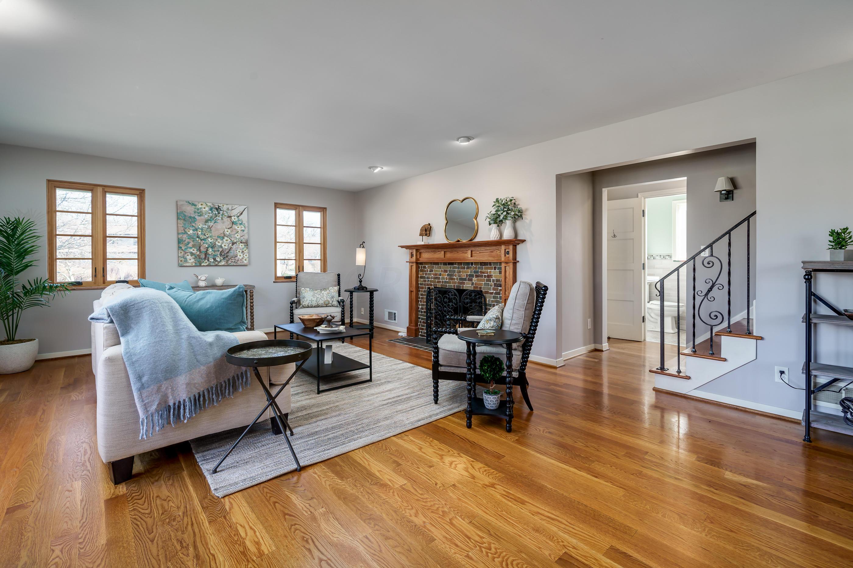 1821 Suffolk Road Columbus, OH 43221 - Photo 4 of 37 Gallery Image 4