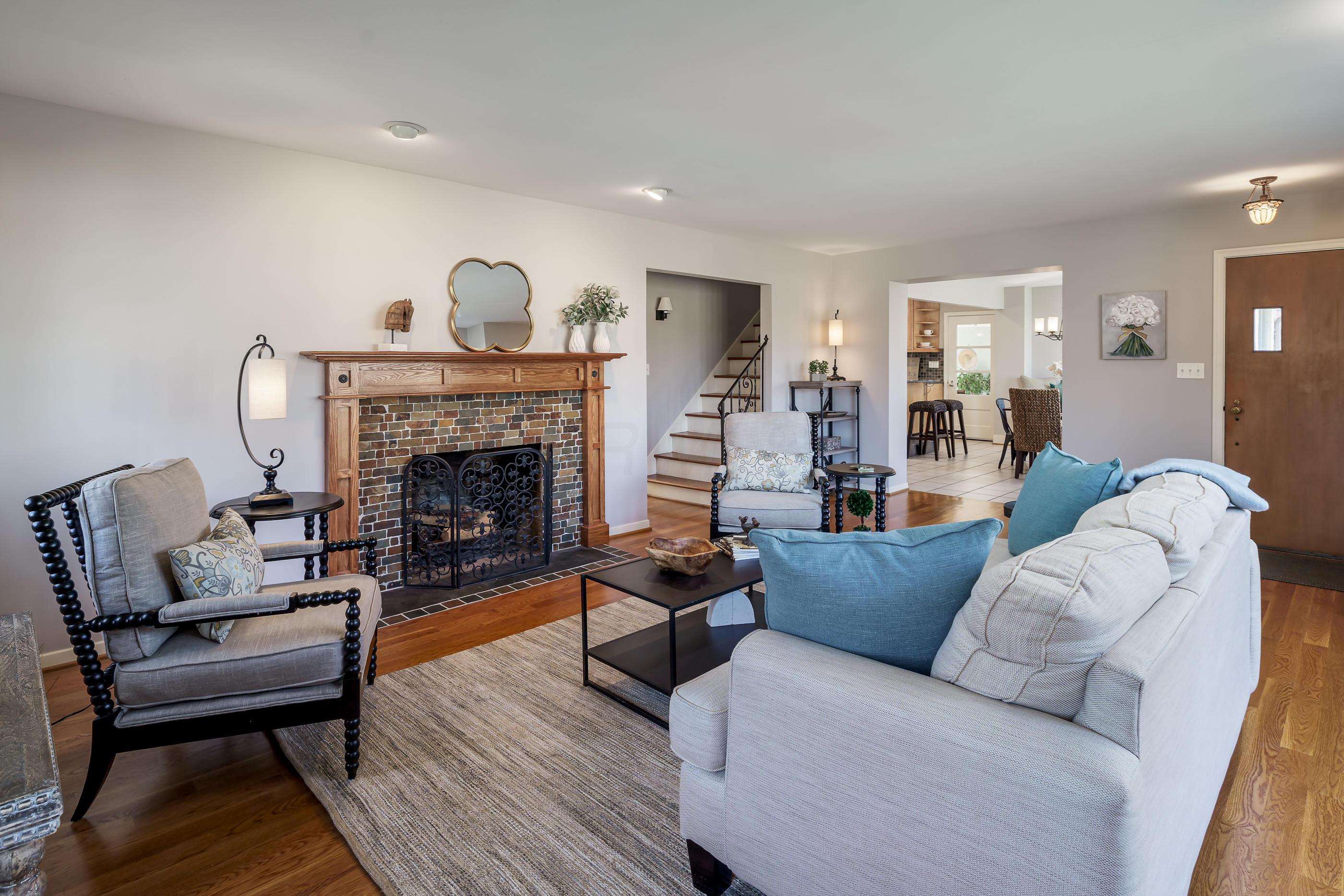 1821 Suffolk Road Columbus, OH 43221 - Photo 7 of 37 Gallery Image 7