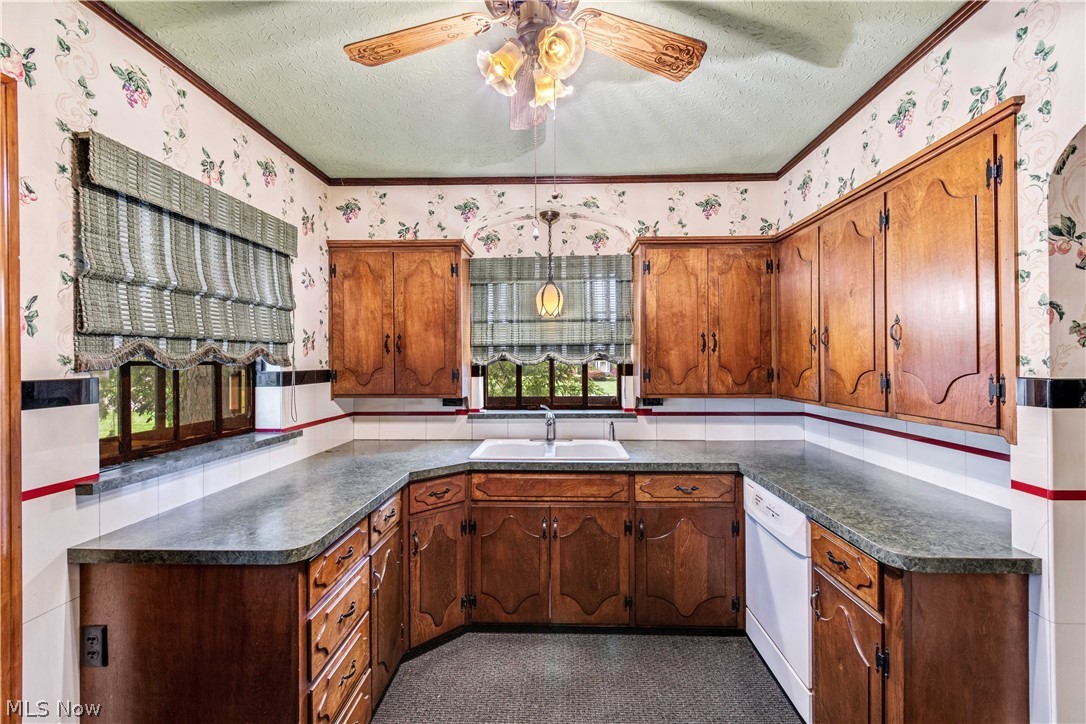 3791 Wadsworth Road Norton, OH 44203 - Photo 13 of 34 Gallery Image 13