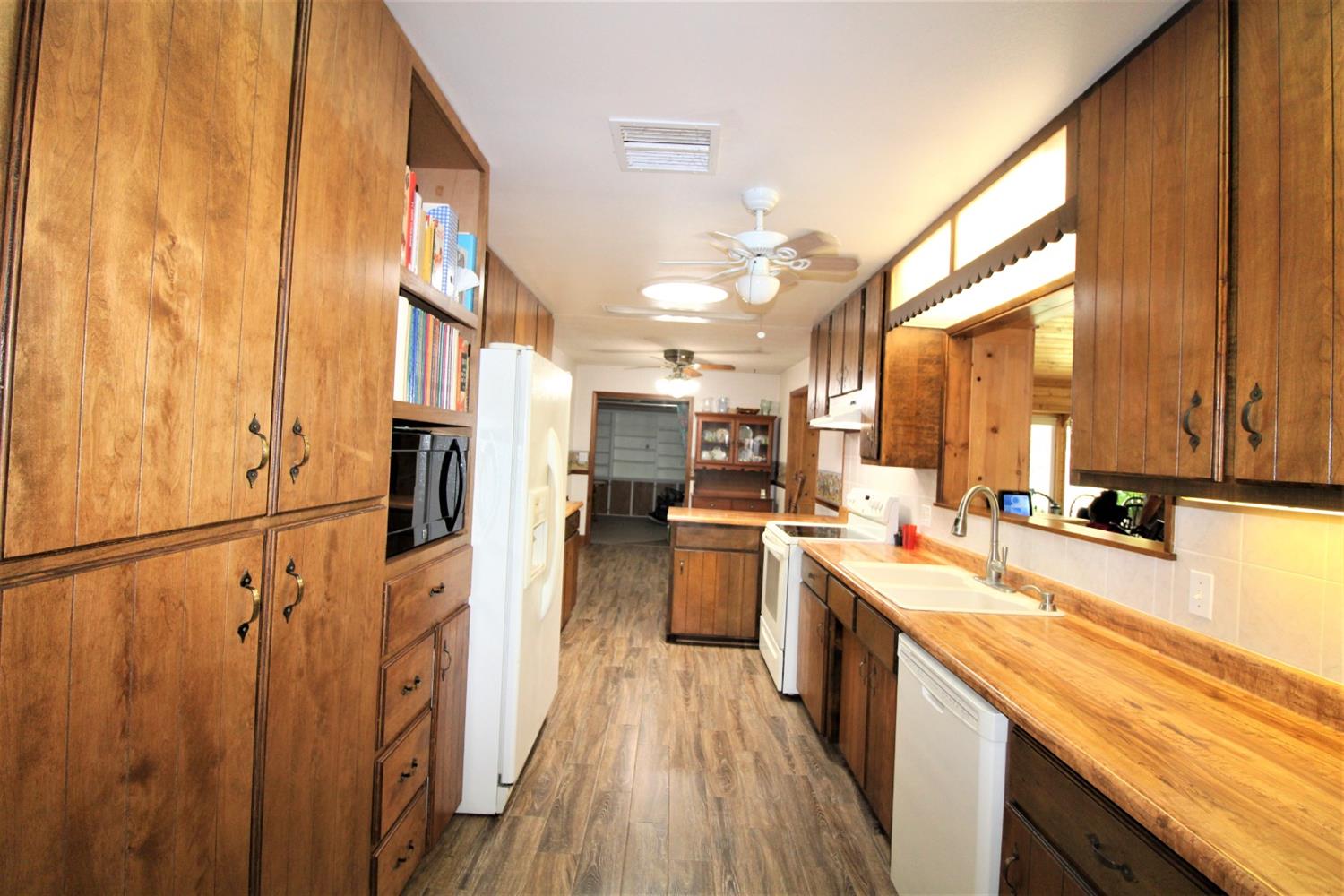 20350 Brightwood Road Madera, CA 93638 - Photo 28 of 64 Gallery Image 28