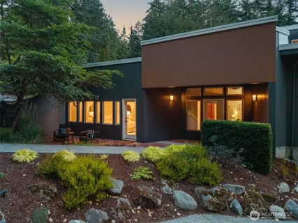 $1,595,000 | 4456 Pinto Court Northeast, Bainbridge Island, WA 98110
