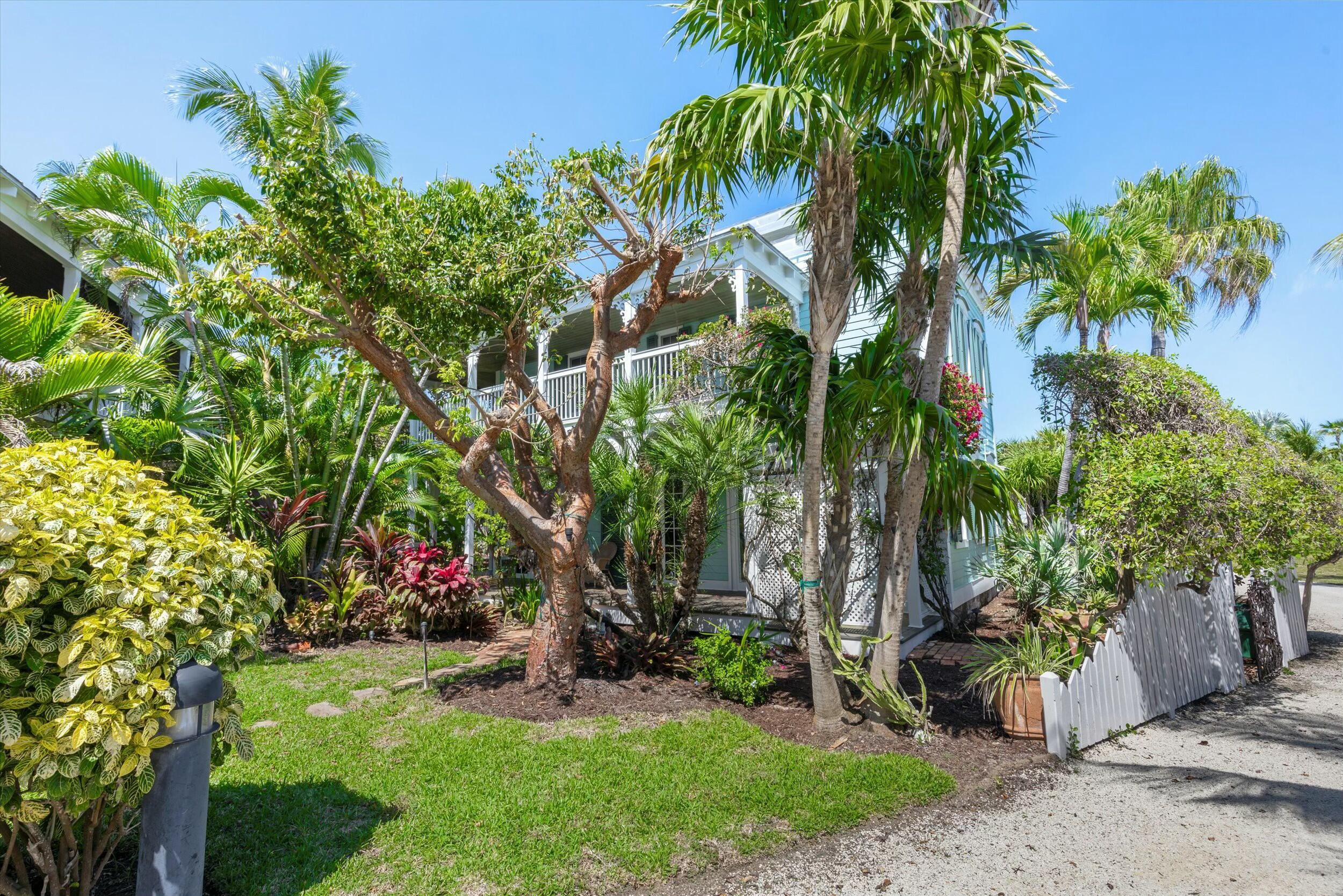 68 Sunset Key Drive Key West, FL 33040 - Photo 67 of 69 a backyard of a house with lots of green space