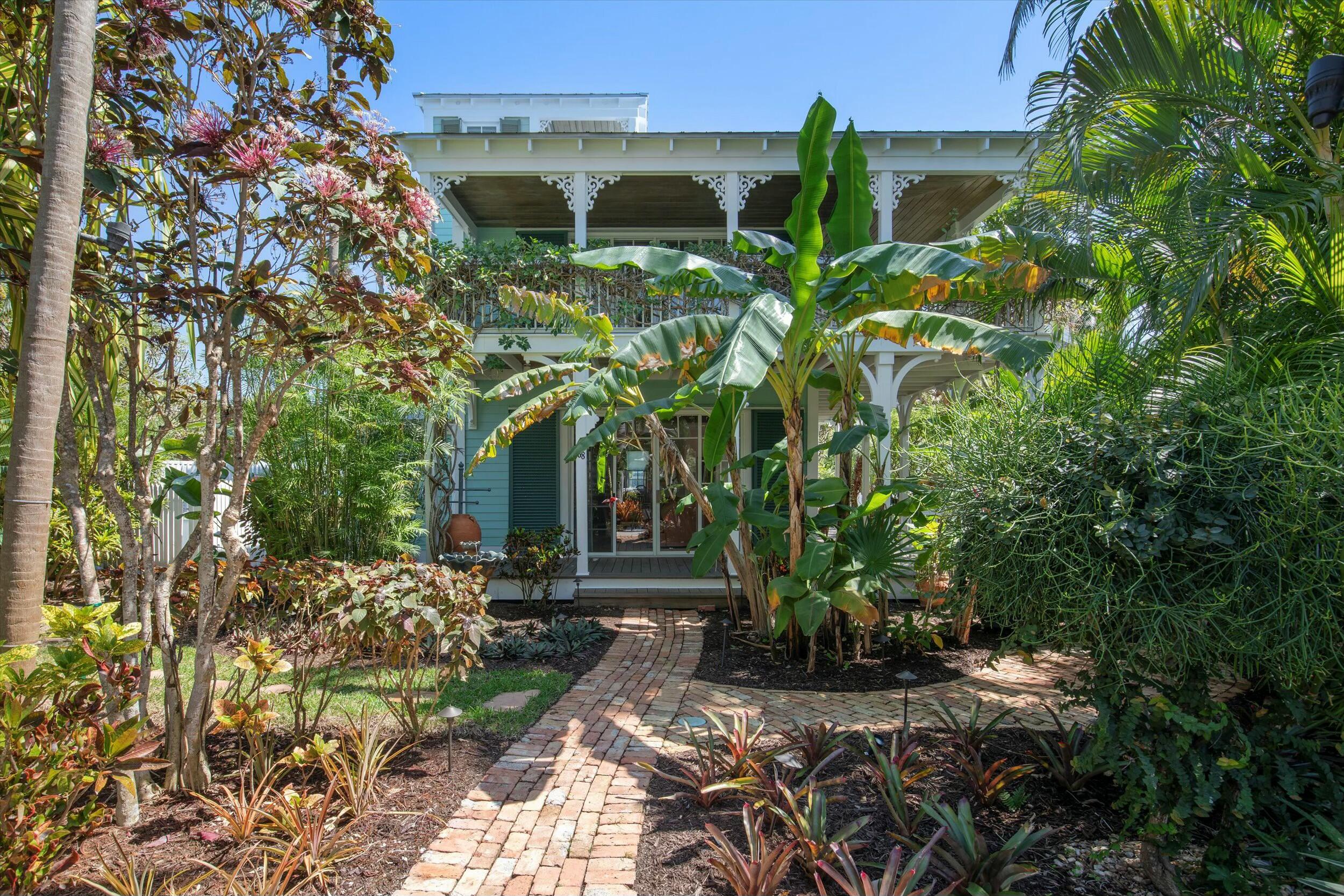 68 Sunset Key Drive Key West, FL 33040 - Photo 8 of 69 tempImageQQ1bOe