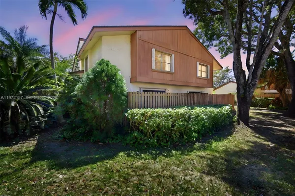 $450,000 | 11483 Southwest 109th Road, Unit 2F, Miami, FL 33176