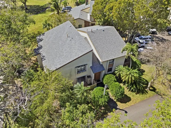 $450,000 | 11483 Southwest 109th Road, Unit 2F, Miami, FL 33176