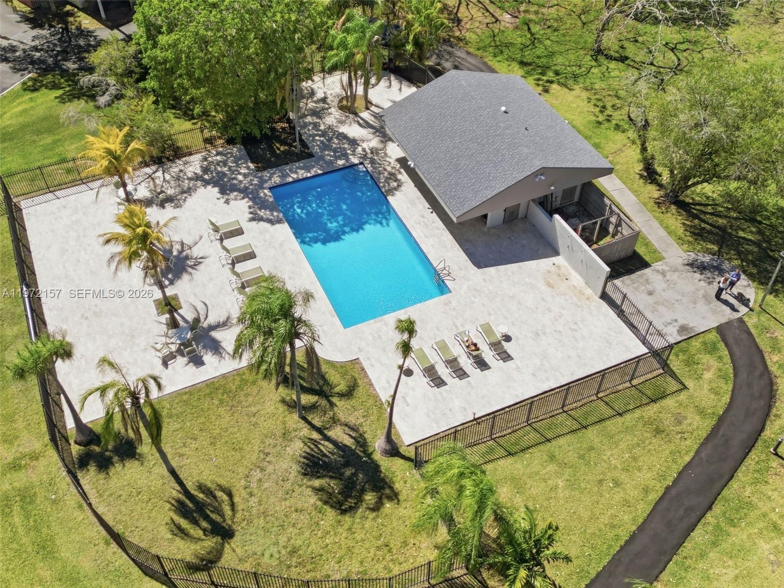 11483 Southwest 109th Road, Unit 2F Miami, FL 33176 - Photo 40 of 41