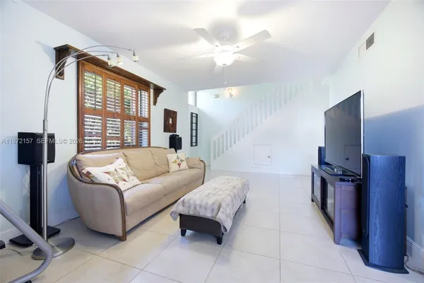 $450,000 | 11483 Southwest 109th Road, Unit 2F, Miami, FL 33176