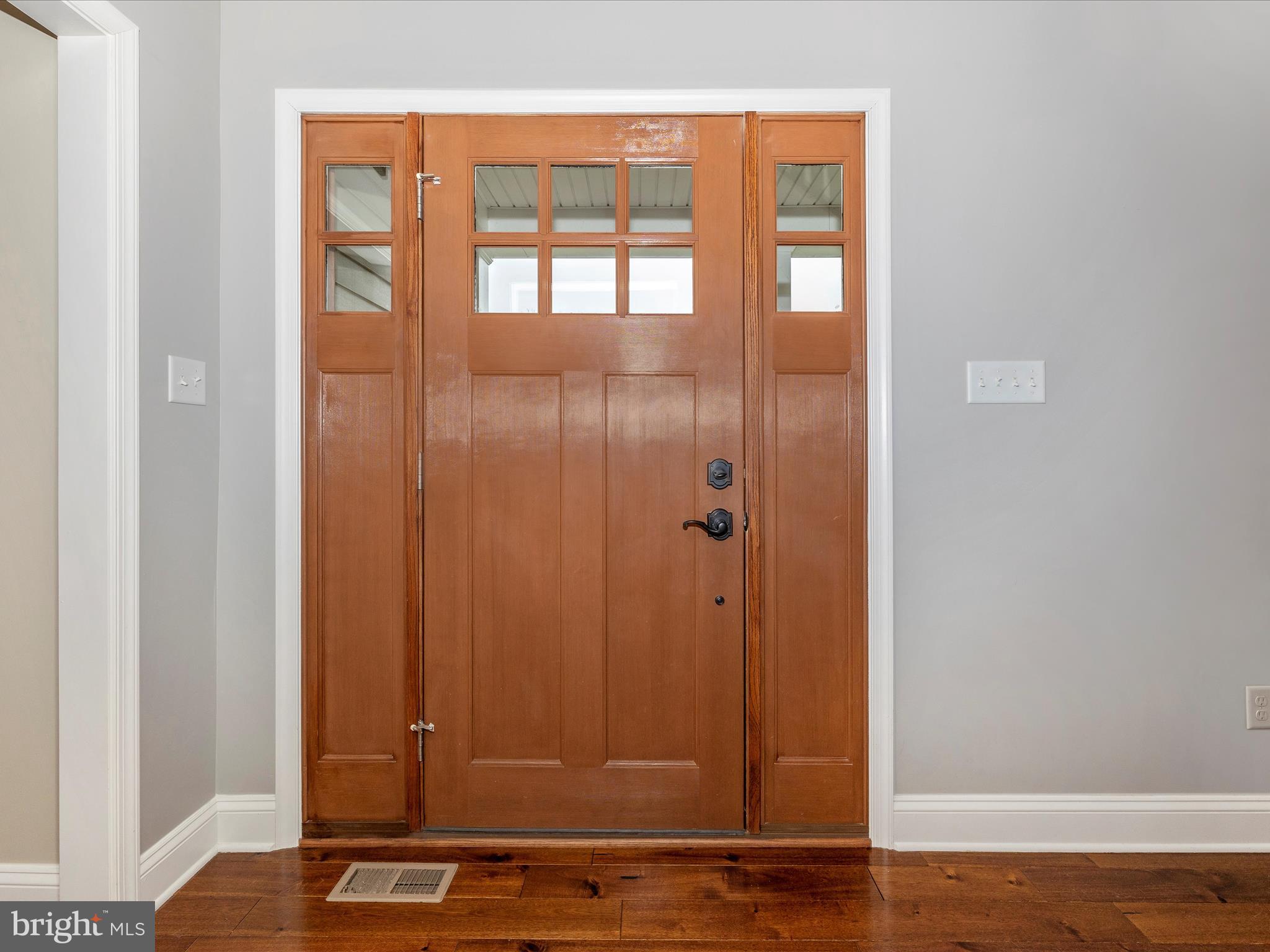 6719 Plantation Road Frederick, MD 21701 - Photo 6 of 74 Entry