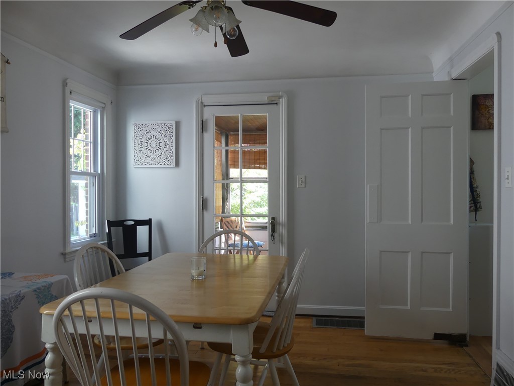 1215 Haselton Road Cleveland Heights, OH 44121 - Photo 4 of 16