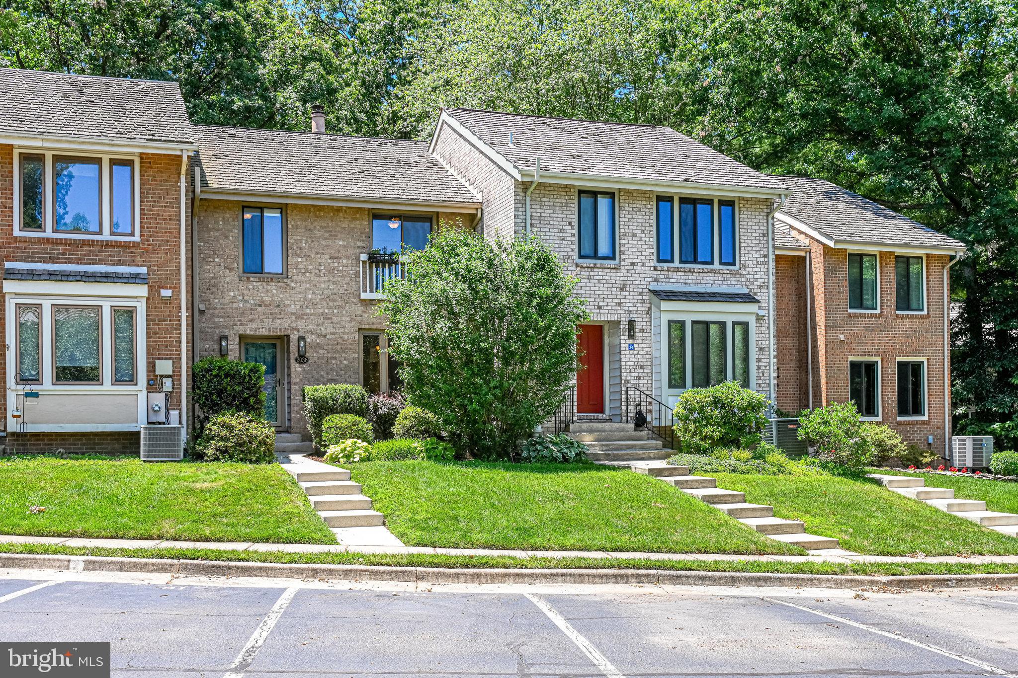 2036 Swans Neck Way Reston, VA 20191 - Photo 1 of 40 Gallery Image 1