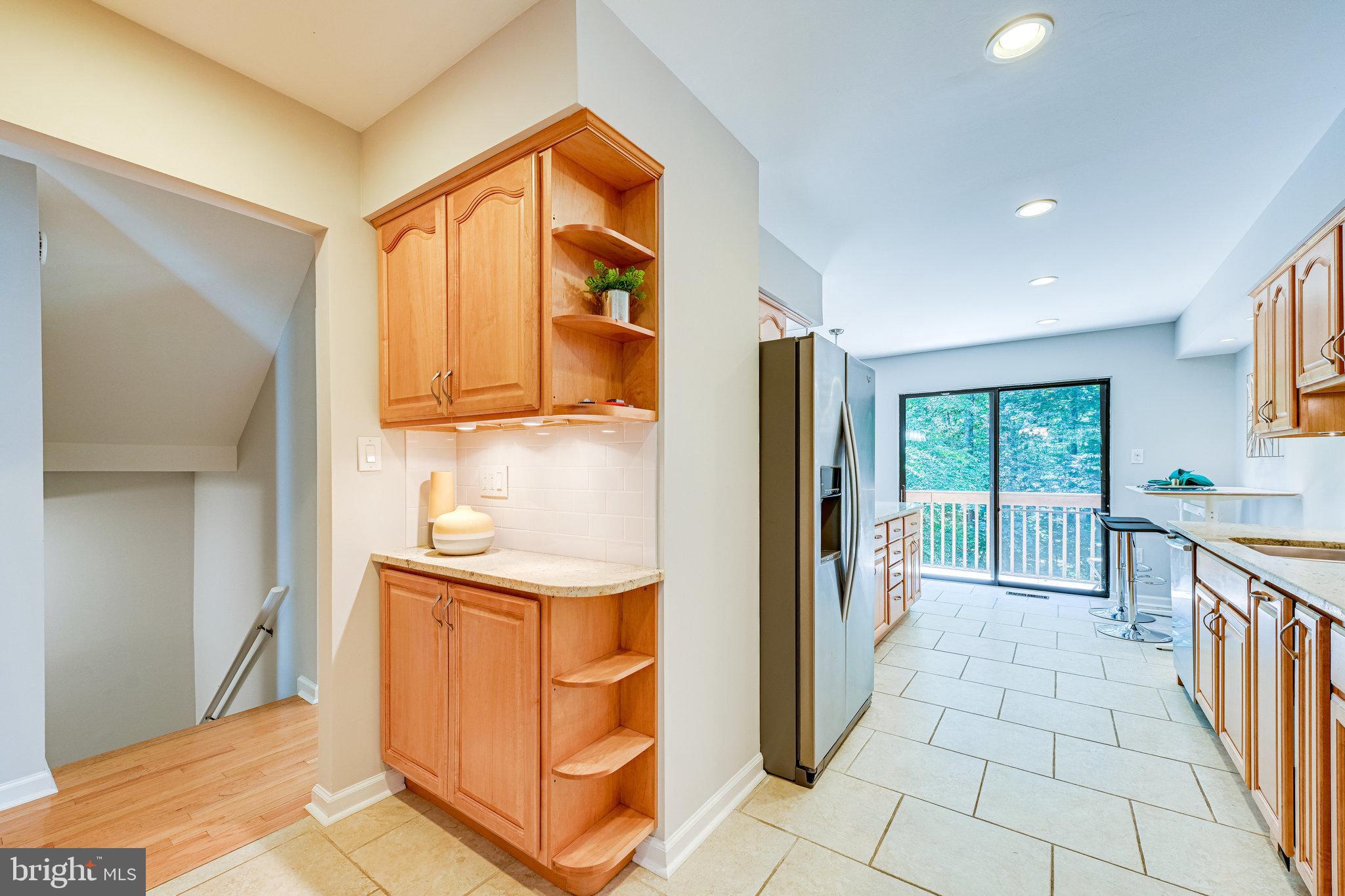 2036 Swans Neck Way Reston, VA 20191 - Photo 7 of 40 Gallery Image 7