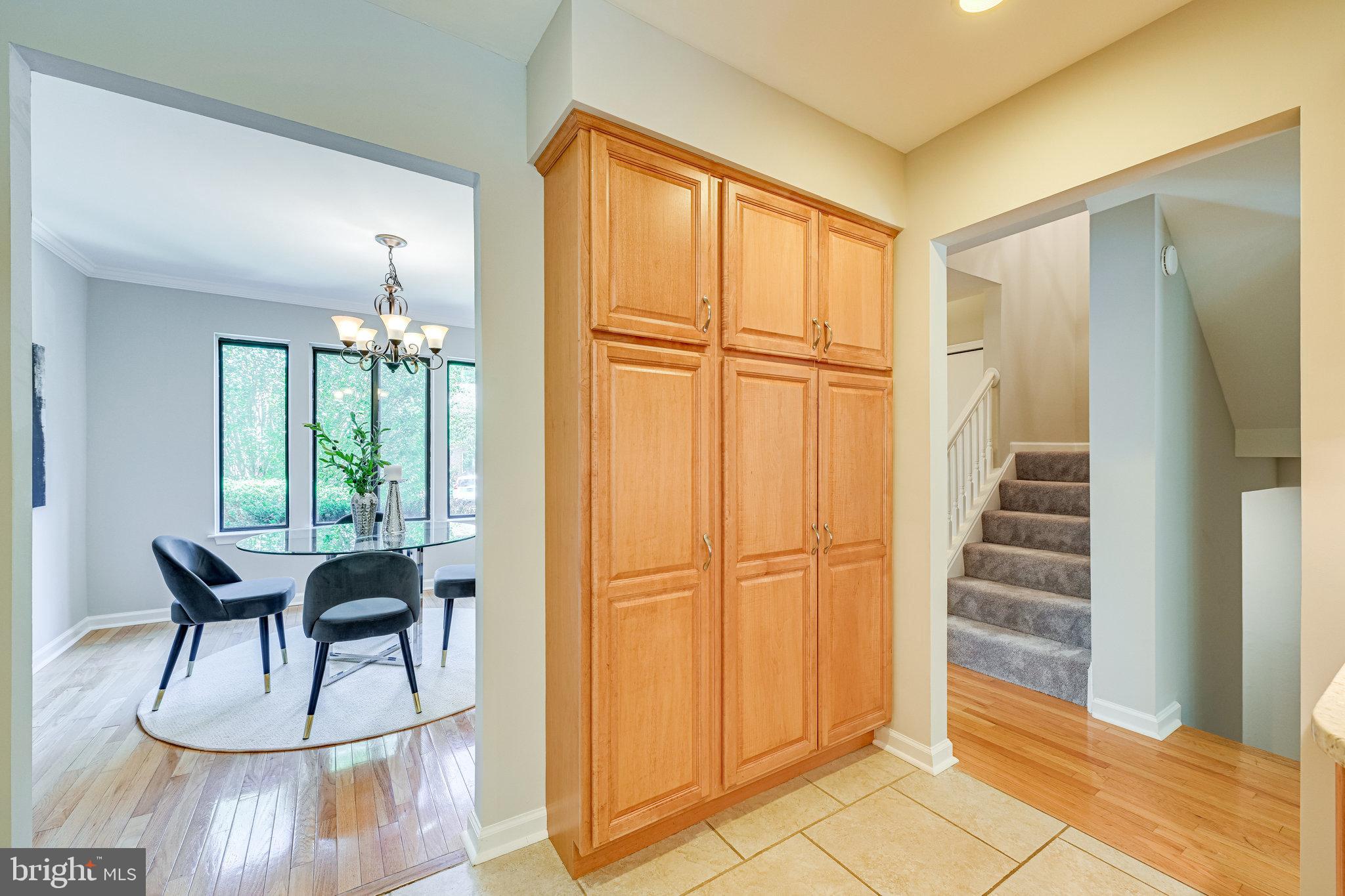 2036 Swans Neck Way Reston, VA 20191 - Photo 8 of 40 Gallery Image 8