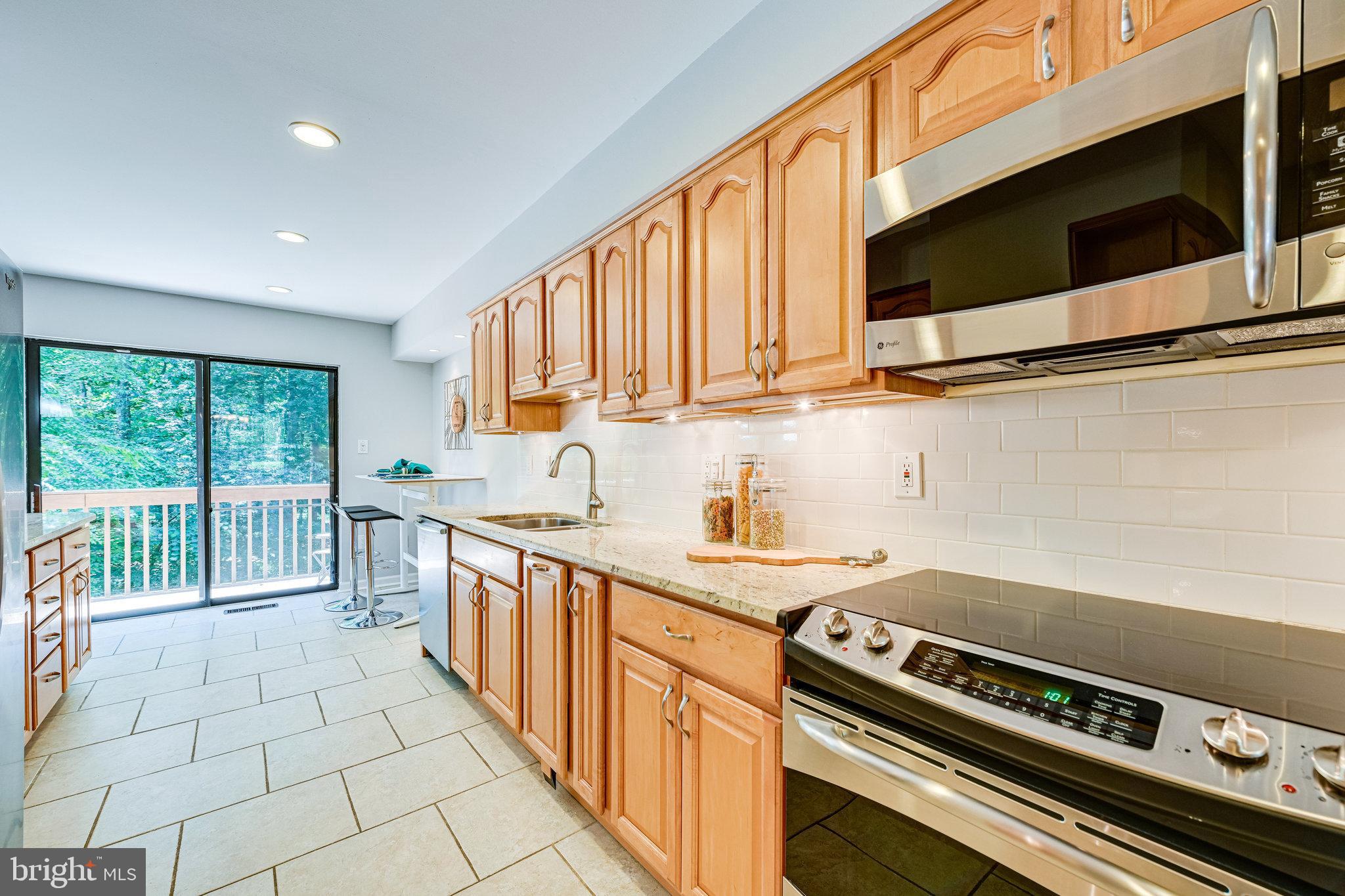 2036 Swans Neck Way Reston, VA 20191 - Photo 9 of 40 Gallery Image 9