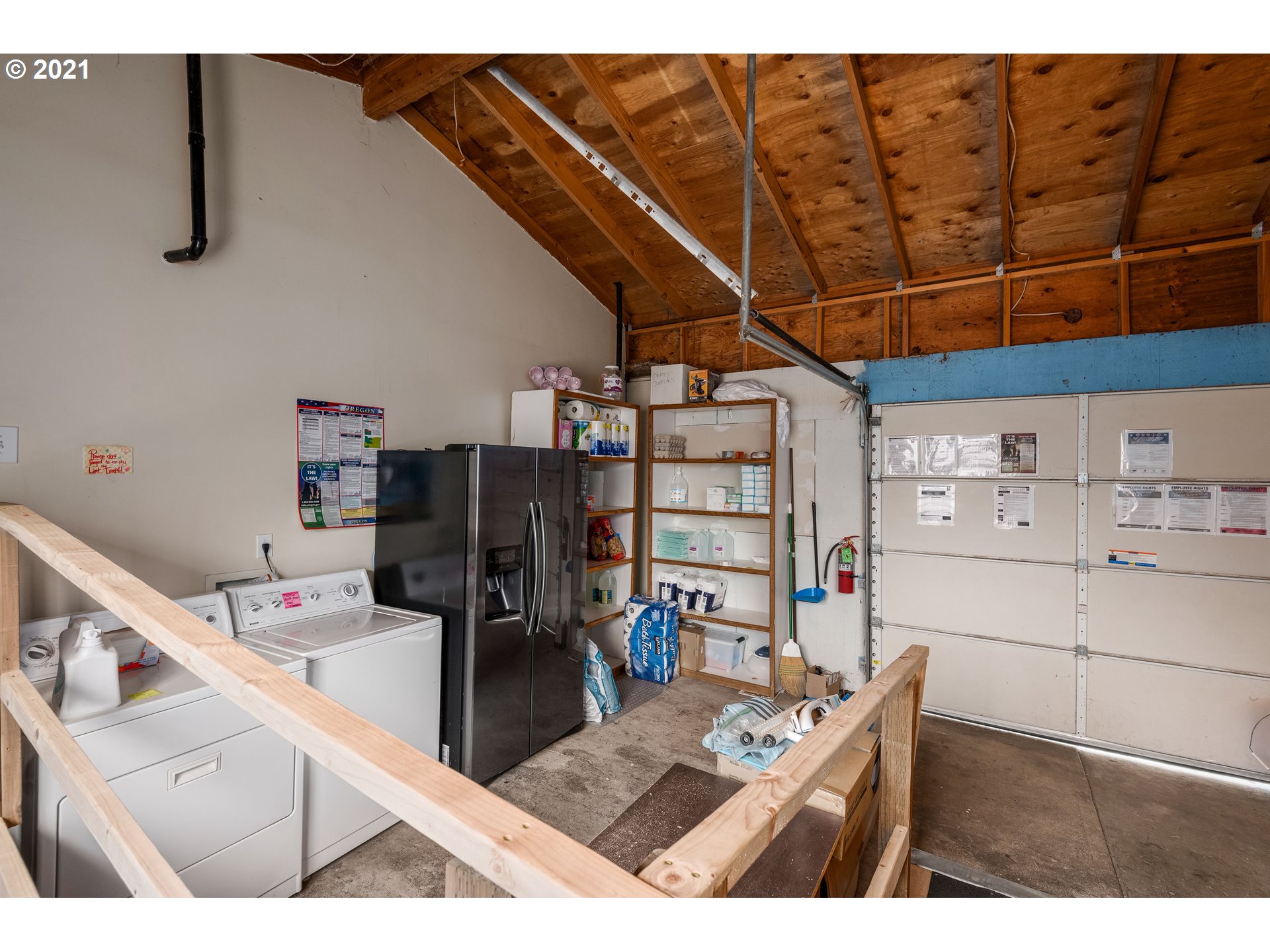 4954 E Street Springfield, OR 97478 - Photo 21 of 23 a view of kitchen with cabinets and wooden floor