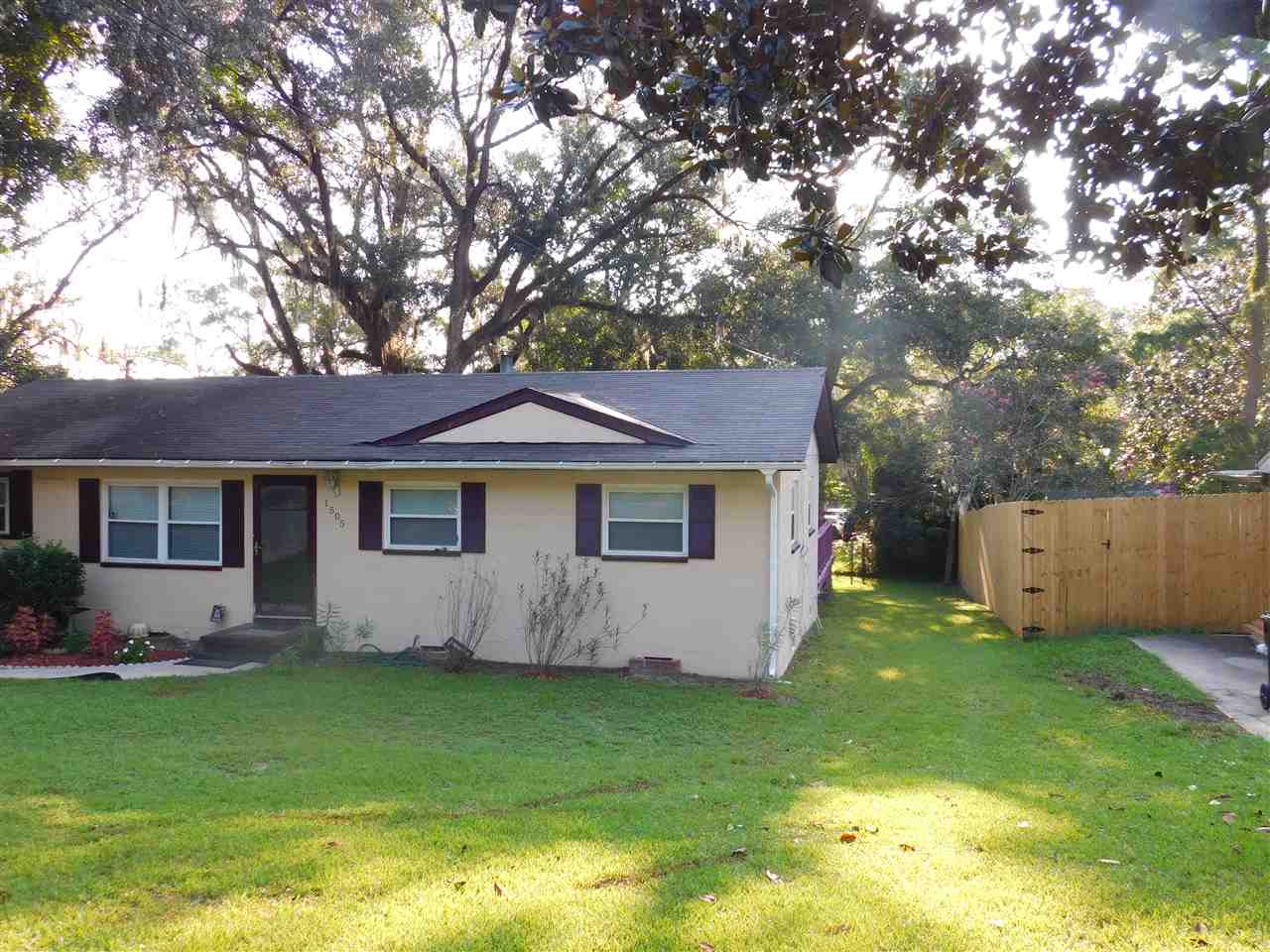 1505 Ridgeway Street Tallahassee, FL 32310 - Photo 1 of 25 Gallery Image 1