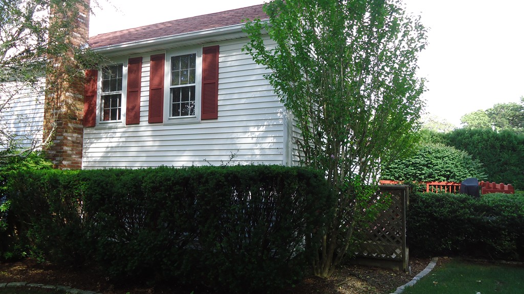 11 Captain Ryder Road Yarmouth, MA 02664 - Photo 3 of 18 Gallery Image 3