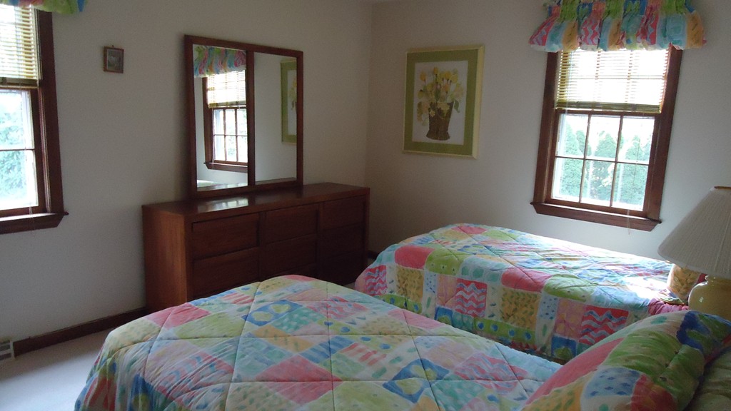 11 Captain Ryder Road Yarmouth, MA 02664 - Photo 10 of 18 Gallery Image 10