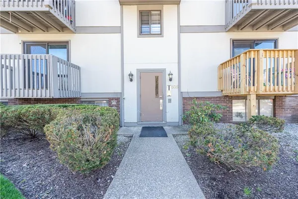 $115,000 | 505 Hunters Path Road, Unit 23, Bridgeville, PA 15017